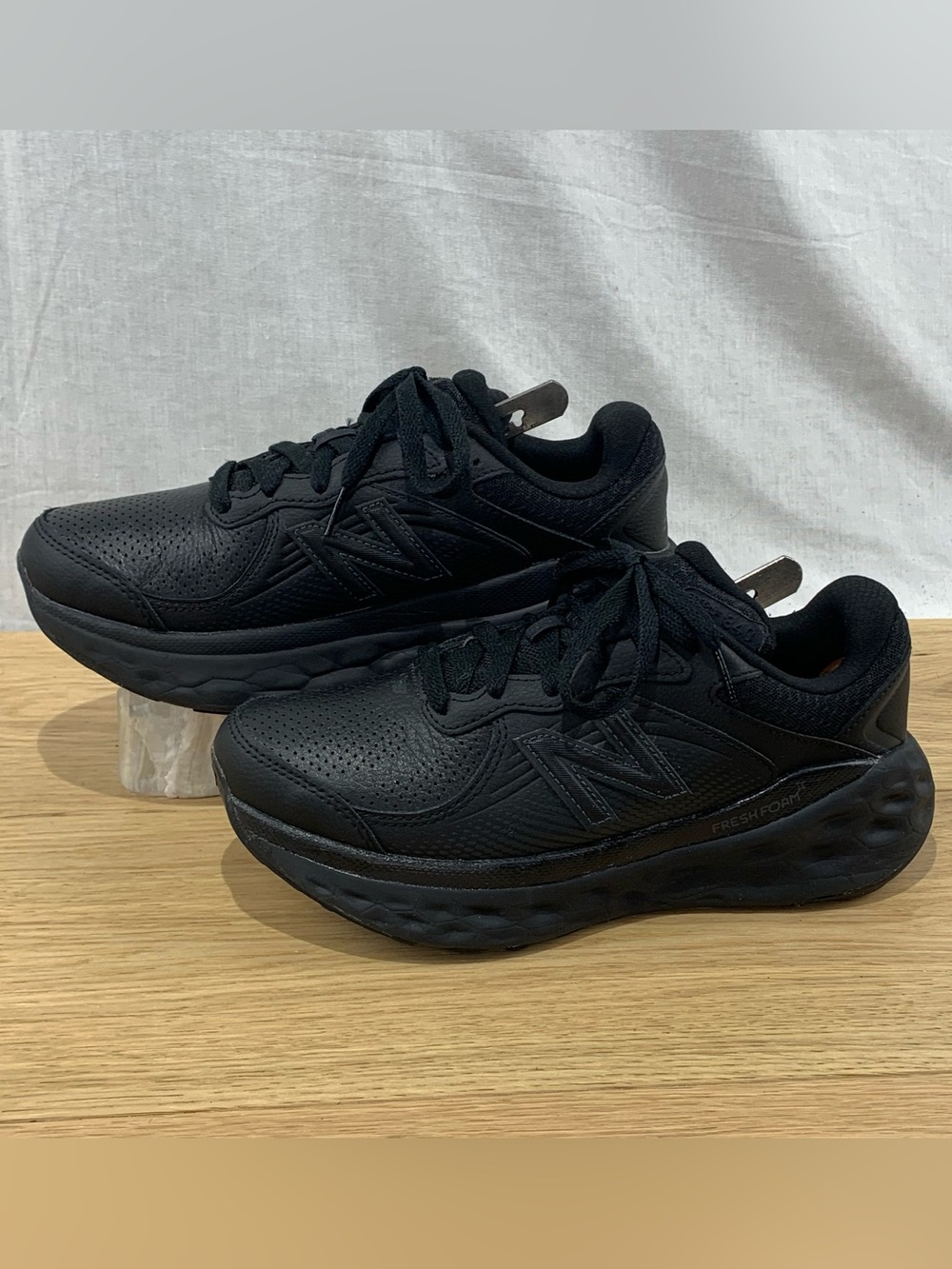 New Balance Fresh Foam X 840F Womens 8.5 B Black Slip Resistant Work Shoes